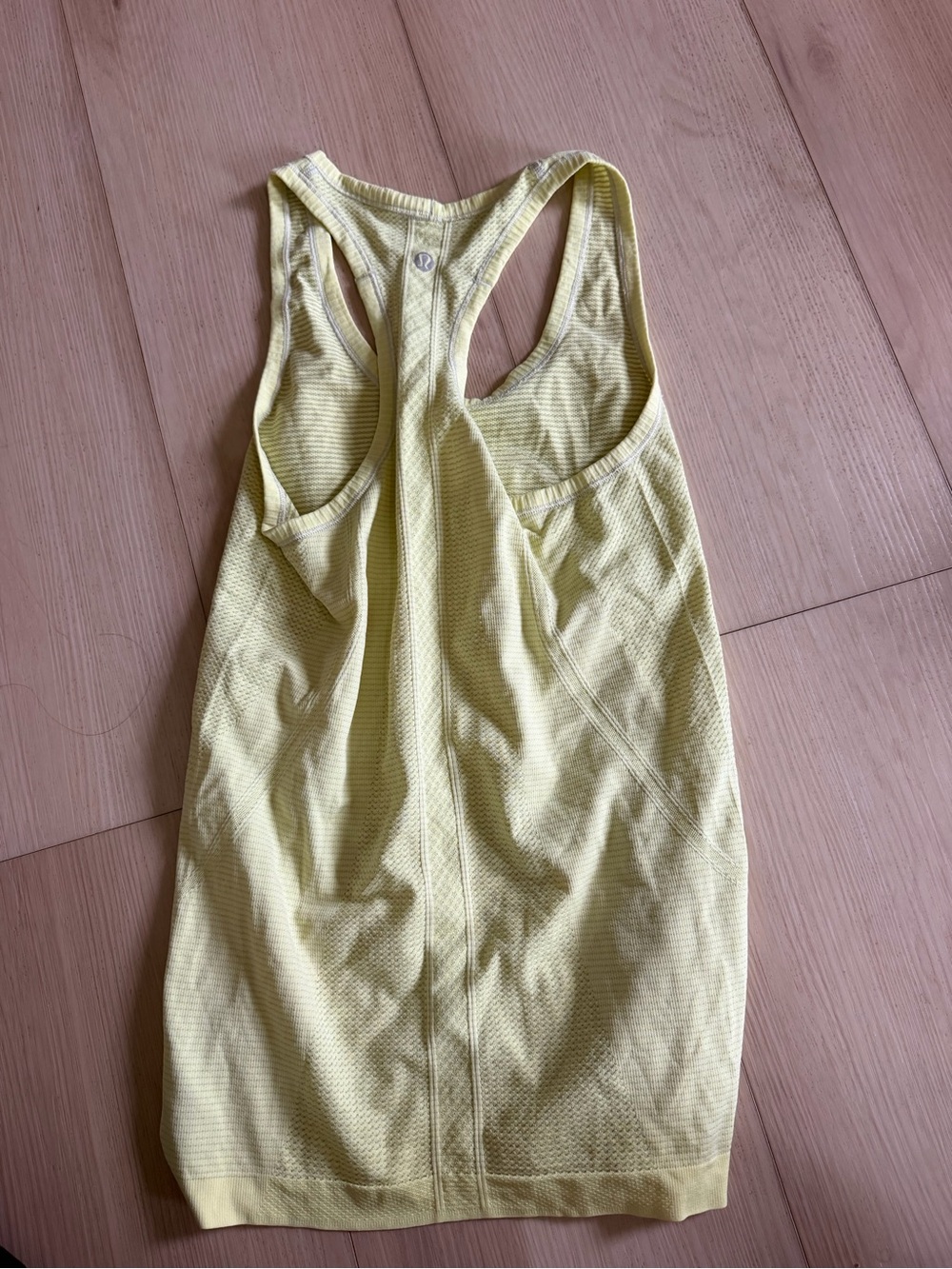 Lululemon swiftly tech tank size 4